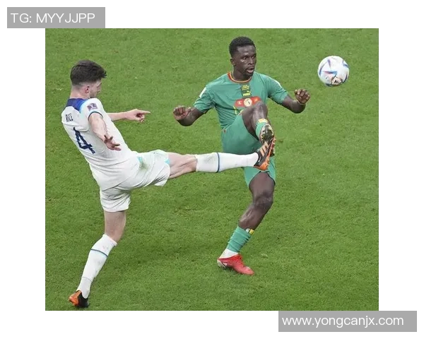 阿联酋与卡塔尔U19青少年足球赛激战正酣精彩瞬间回顾